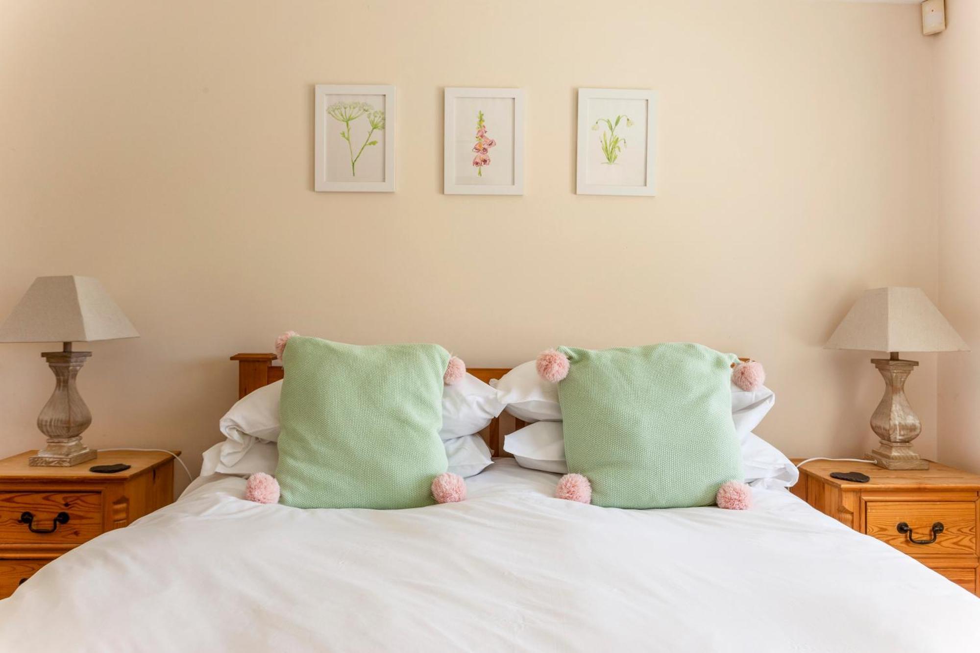 Bridge Farm Holiday Cottages Honeybourne Ruang foto